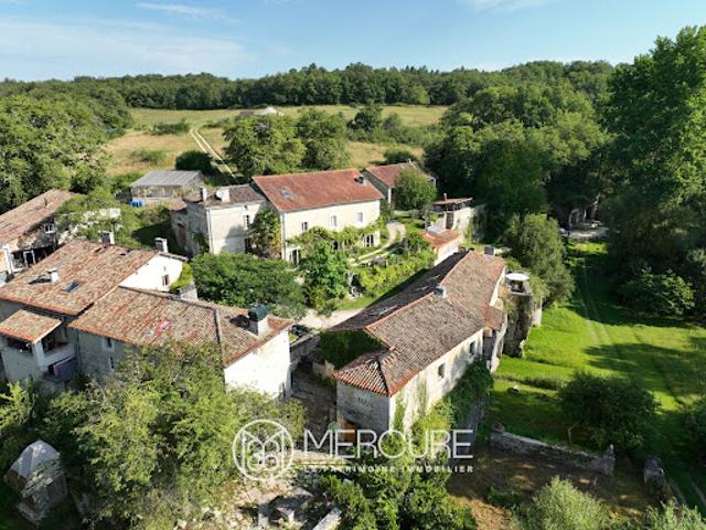 Maison vente à Angoulême, Aignes-et-puypéroux