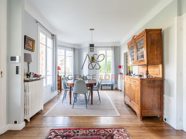 Maison vente à Saint-Germain-en-Laye, Le Vésinet