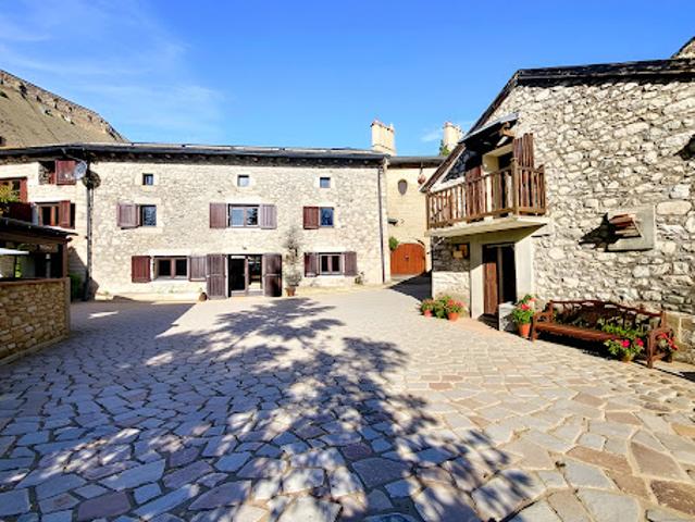 Maison vente à Prades, Porta