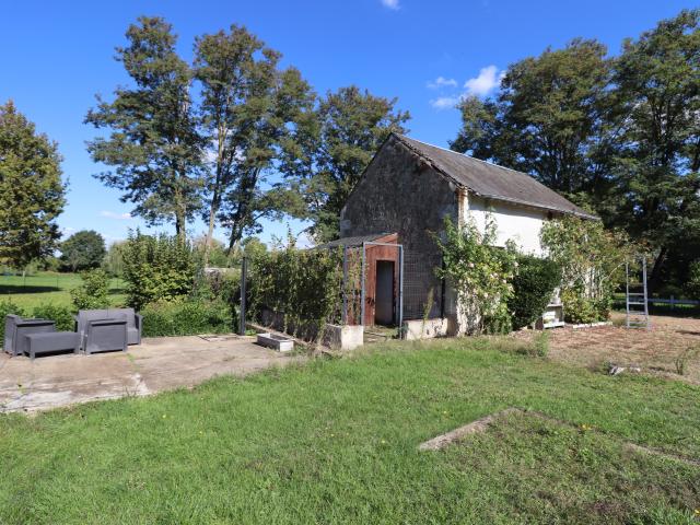 Maison vente à Chinon, Hommes