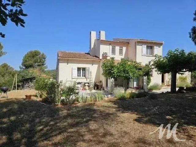 Maison vente à Brignoles, Tavernes