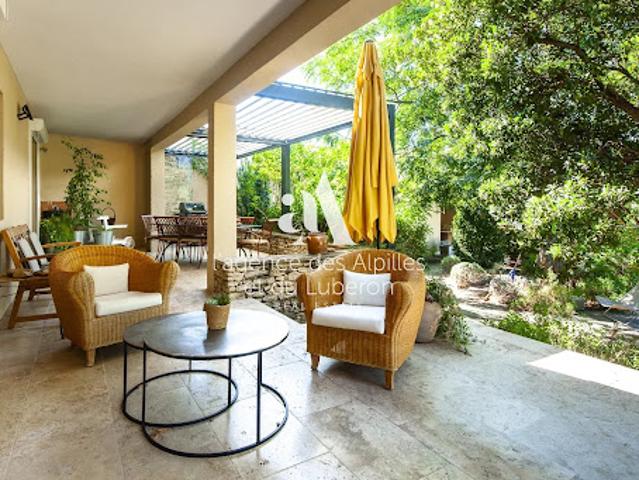 Maison vente à Arles, Aureille