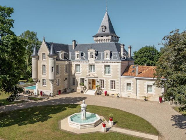 Château vente à Angoulême, Aignes-et-puypéroux