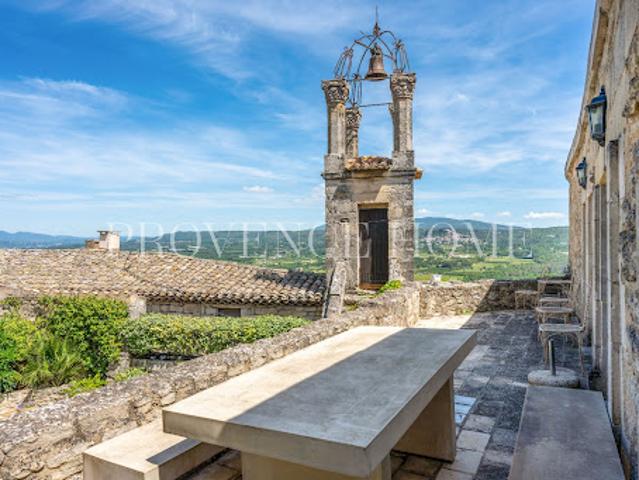 Maison vente à Apt, Lacoste