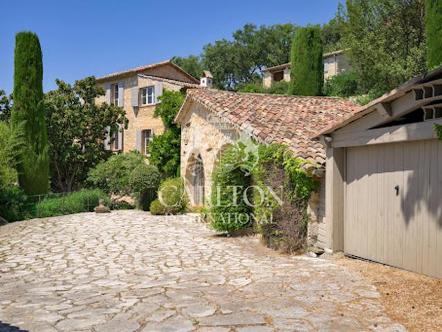 Maison location à Grasse, Châteauneuf-grasse
