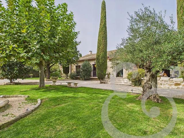 Maison vente à Arles, Mollégès