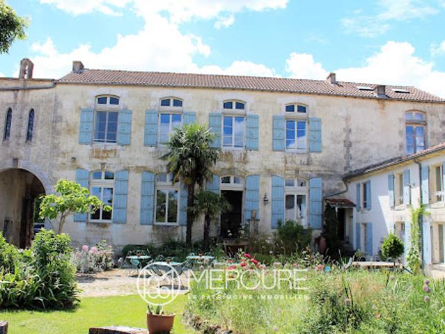 Maison vente à Saint-Jean-d'Angély, Saint-jean-d'angély
