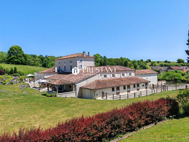 Maison vente à Angoulême, Aignes-et-puypéroux