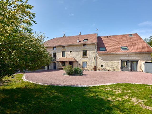 Maison vente à Vesoul, Comberjon