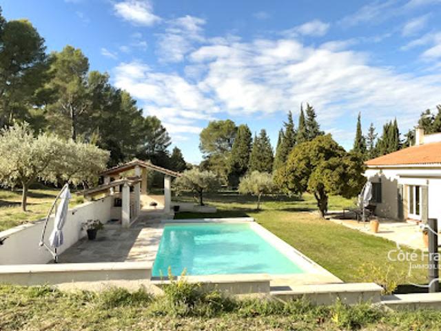 Maison vente à Arles, Eyragues