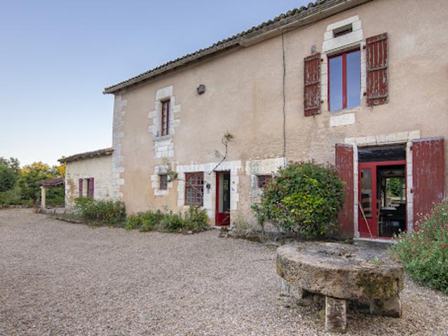 Maison vente à Nontron, Mareuil