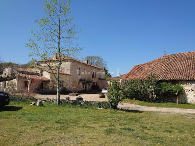 Maison vente à Nontron, Mareuil