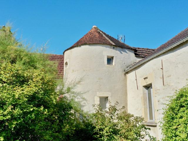 Maison vente à Noyers, Yonne