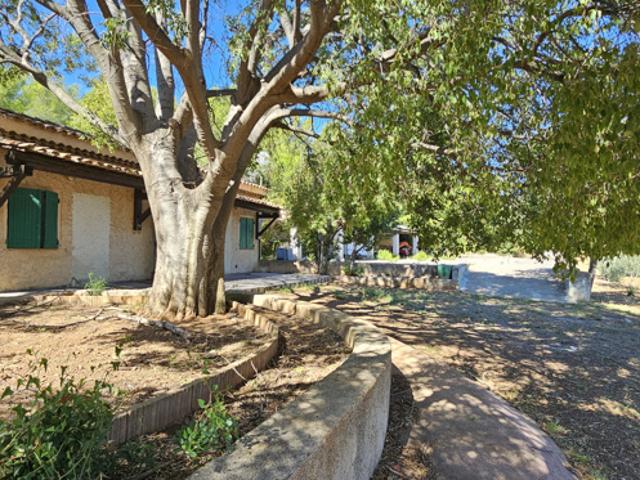 Maison vente à Arrondissement de Toulon, Le Revest-les-eaux