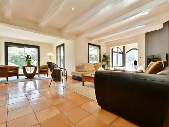 Maison vente à Nîmes, Gard