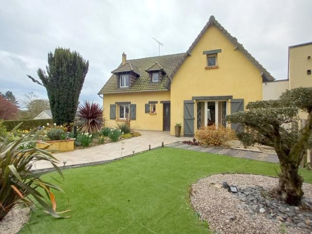 Maison vente à Château-Gontier, Cosmes