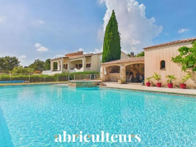 Maison vente à Aix-en-Provence, Lambesc