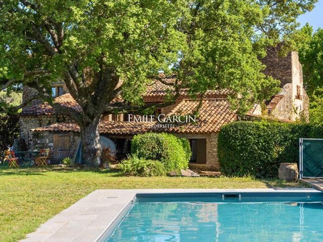 Maison vente à Apt, La Tour-d'aigues