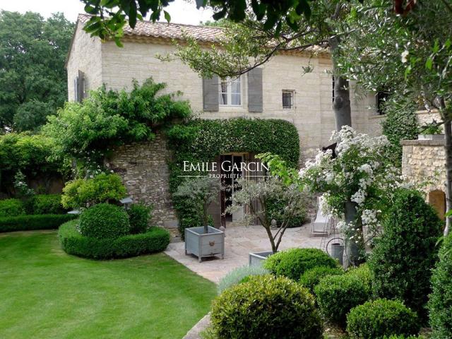 Maison location à Nîmes, Uzès