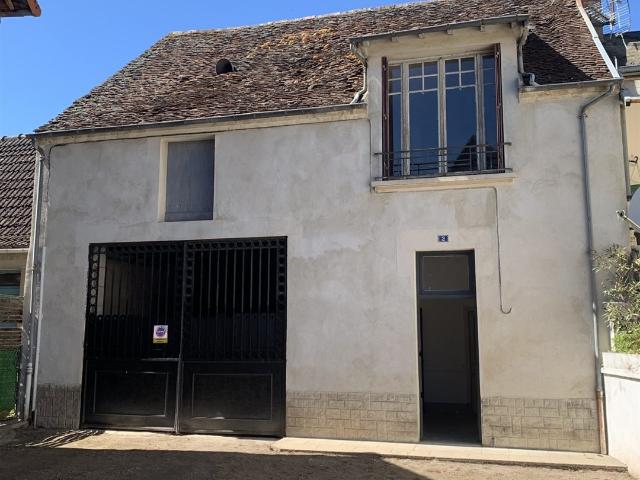 Maison vente à Saint-Amand-Montrond, Châteaumeillant