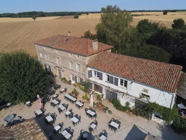 Maison vente à Confolens, Ruffec