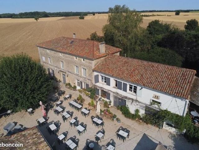 Maison vente à Confolens, Londigny