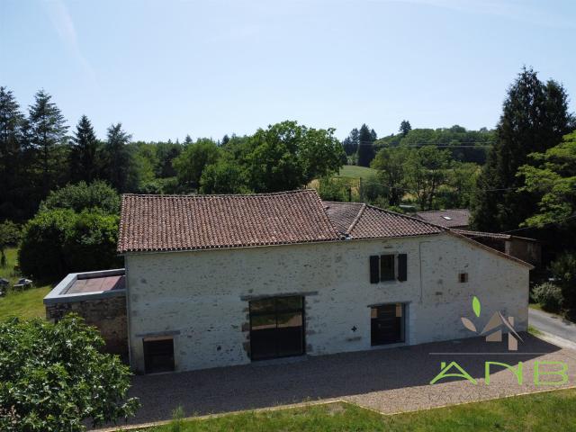Maison vente à Angoulême, Écuras