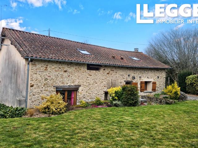 Maison vente à Rochechouart, La Chapelle-montbrandeix