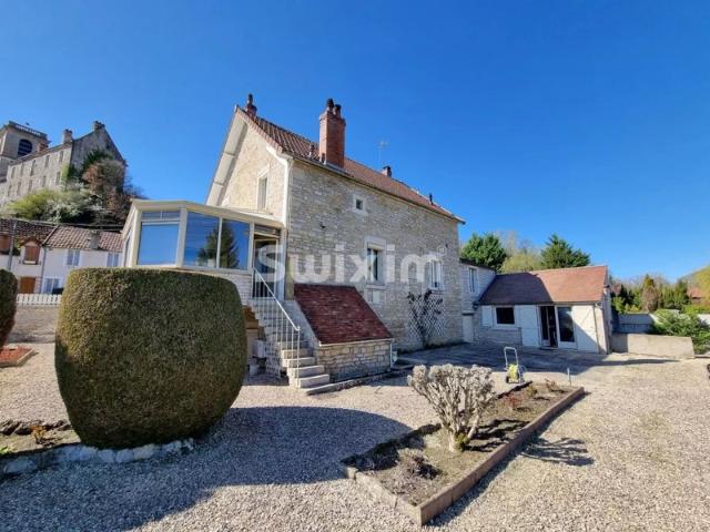 Maison vente à Clamecy, Surgy