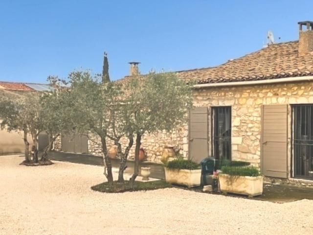 Maison vente à Arles, Eygalières