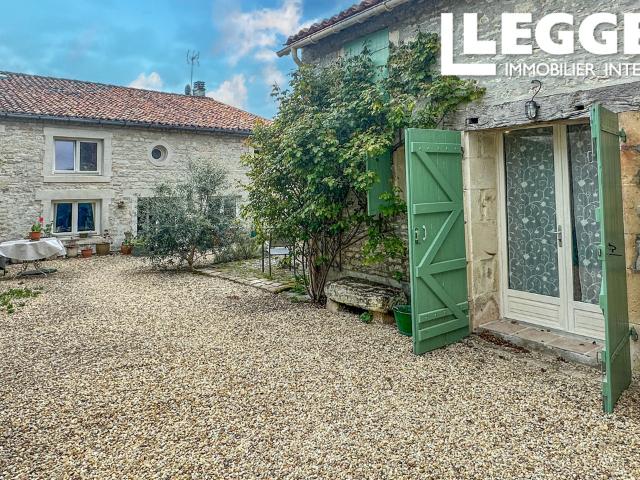 Maison vente à Saint-Jean-d'Angély, Beauvais-sur-matha