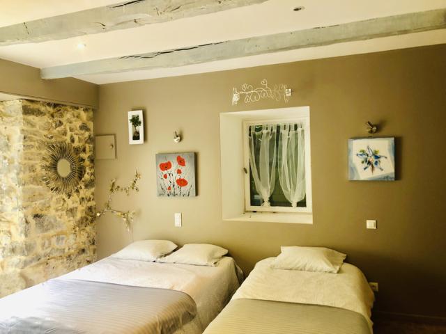 Maison vente à Villefranche-de-Rouergue, Vailhourles