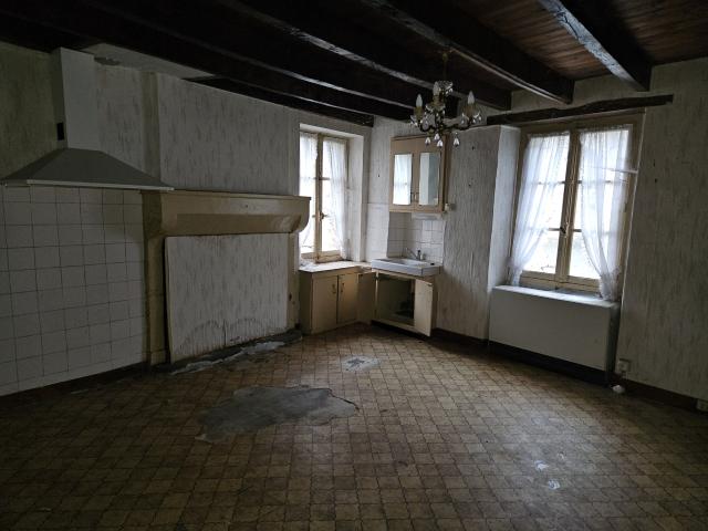 Maison vente à Thiat, Val-d'Oire-et-Gartempe
