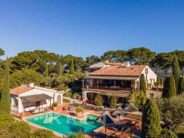 Maison vente à Arrondissement de Toulon, La Cadière-d'azur