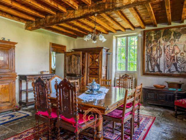 Château vente à Riom, Aubiat