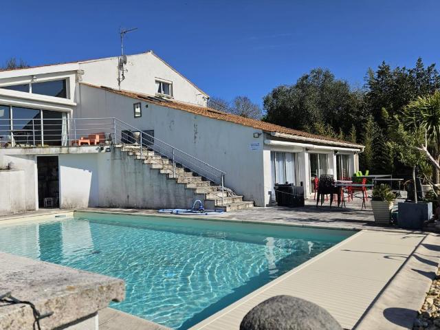 Maison vente à Jonzac, Saint-dizant-du-gua