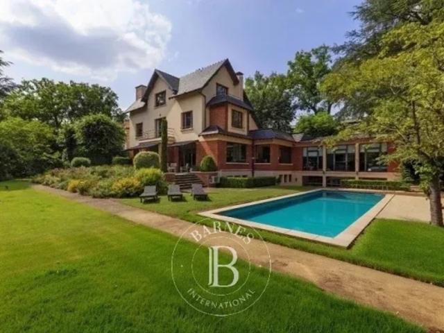 Maison vente à Nanterre, Garches