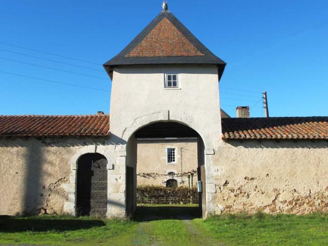 Maison vente à Montmorillon, L'isle-jourdain