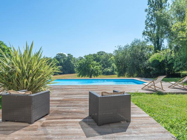 Maison vente à Bordeaux, Latresne