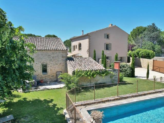 Maison vente à Nîmes, Montaren-et-saint-médiers