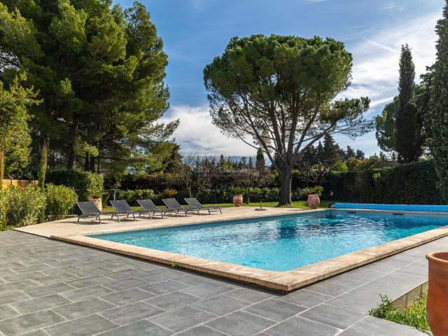 Maison vente à Apt, Cheval-blanc
