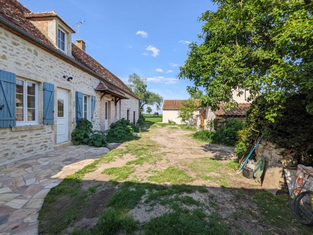 Ferme vente à Montluçon, Saint-bonnet-tronçais