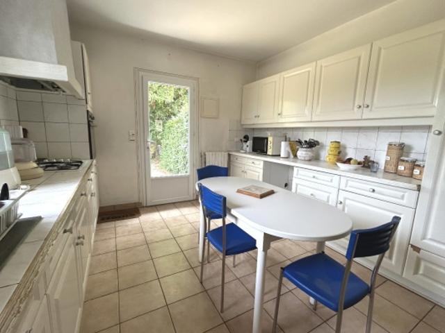 Maison vente à Saintes, Cravans