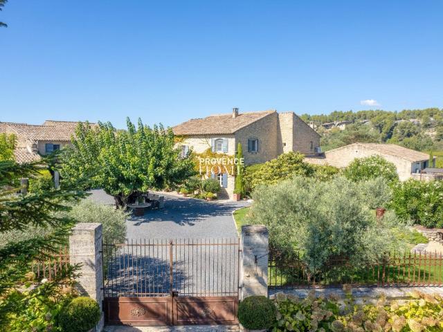 Maison vente à Apt, Ménerbes
