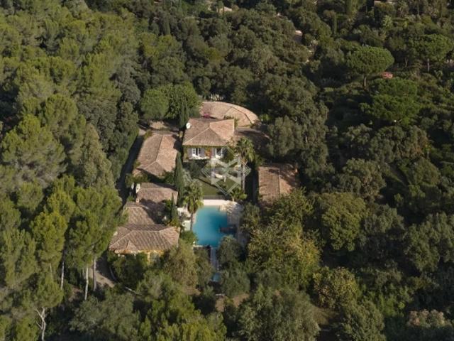 Maison vente à Arrondissement de Toulon, Bormes-les-mimosas