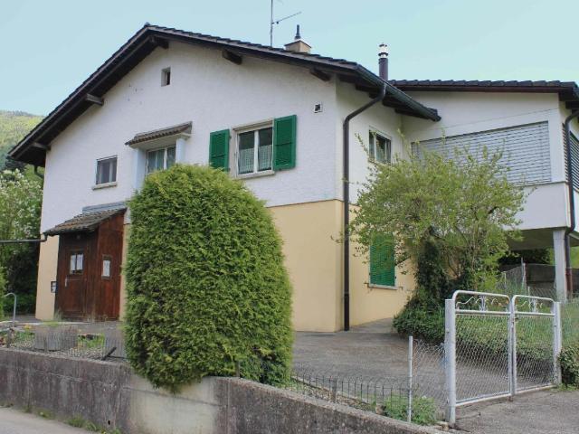 Einfamilienhaus kaufen in Court, Bern