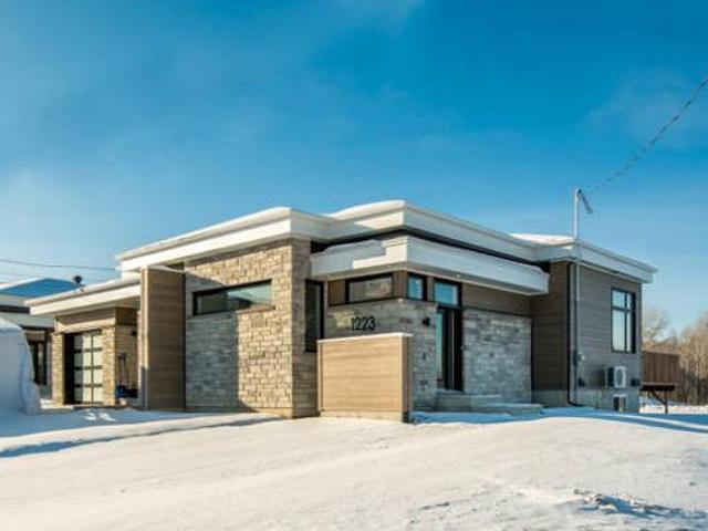 House for sale in Sherbrooke, Quebec