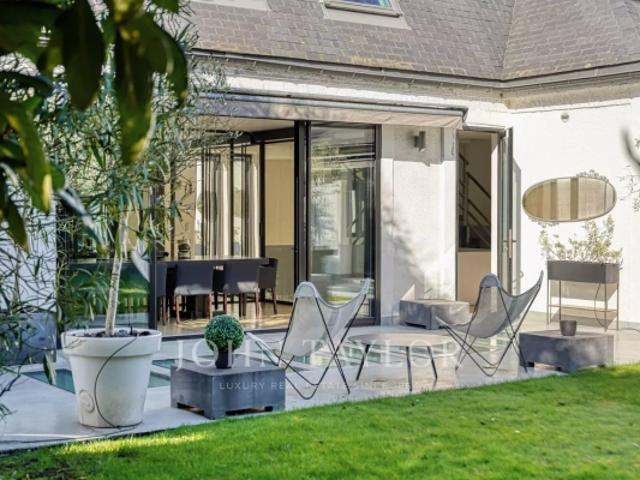 Maison vente à Nanterre, Garches