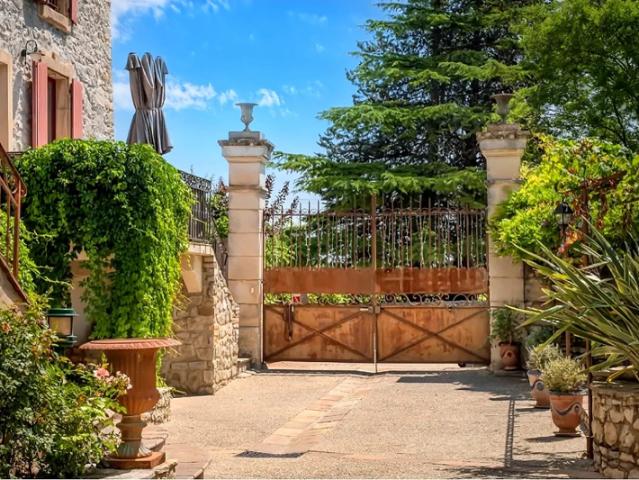 Maison vente à Alès, Saint-jean-de-serres