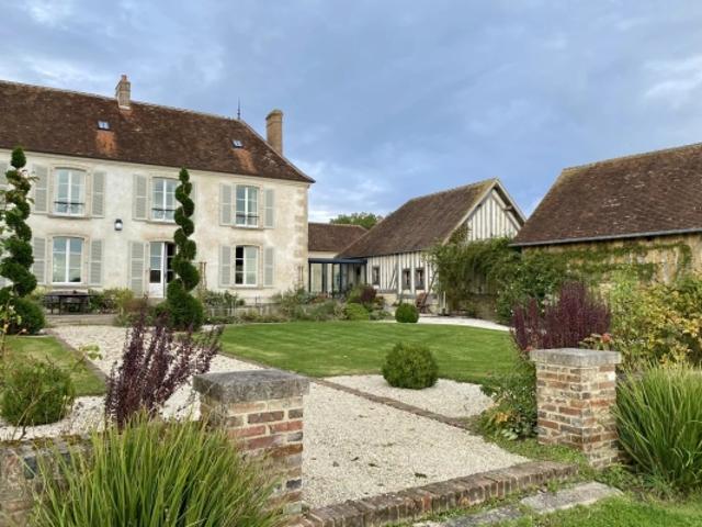 Maison vente à Argentan, Ginai